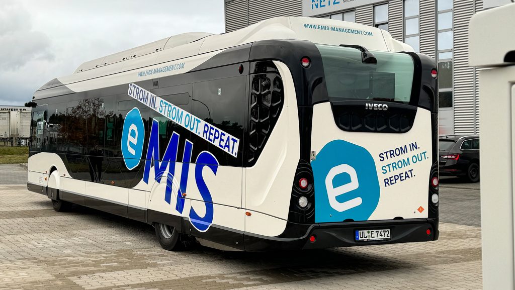 IVECO-Testbus am Test- und Entwicklungszentrum der eMIS in Neustadt-Glewe
